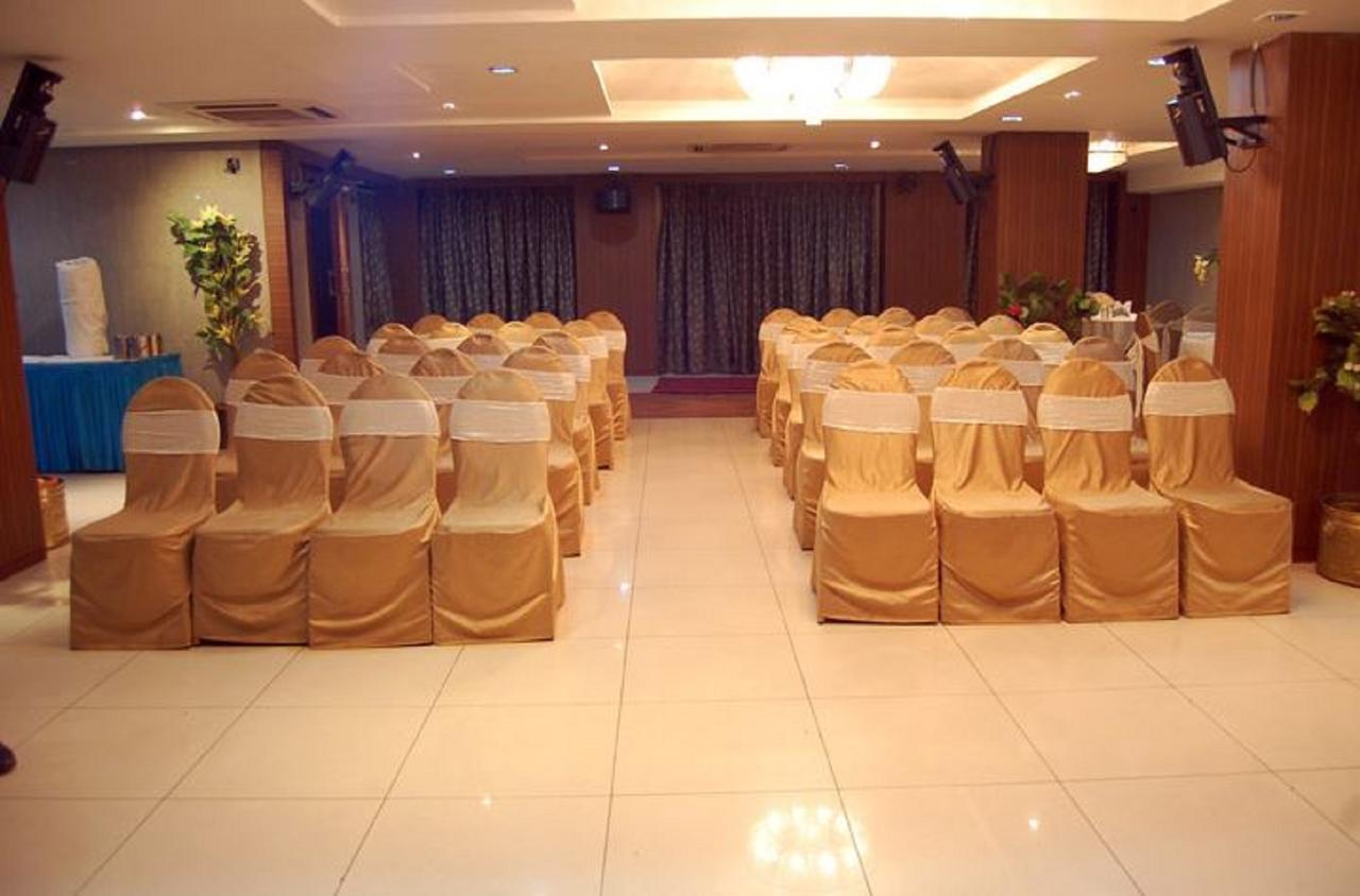 Hotel Amit International Bhilai Exterior photo